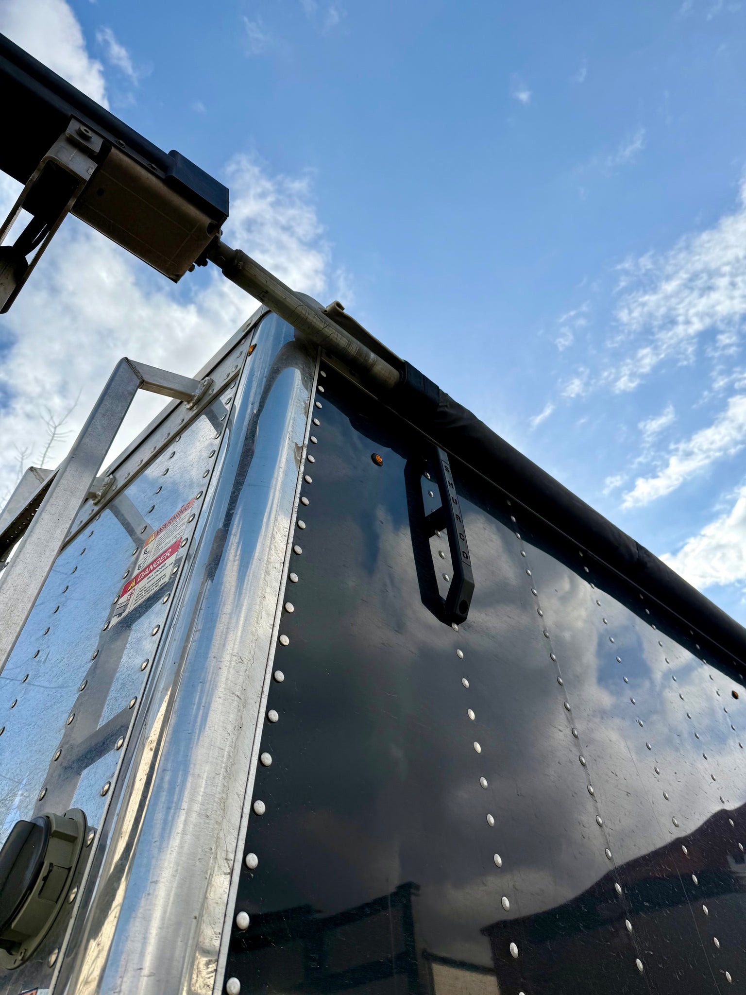 Molded Roll Tube Deflector – Houston Truck Tarps